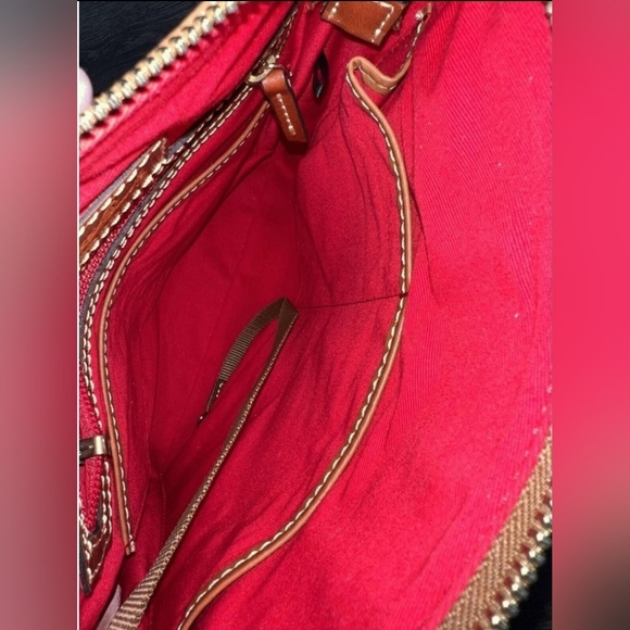 New🤎Dooney & Bourke Pebble Grain Leather Crossbody -Caramel - Picture 5 of 7